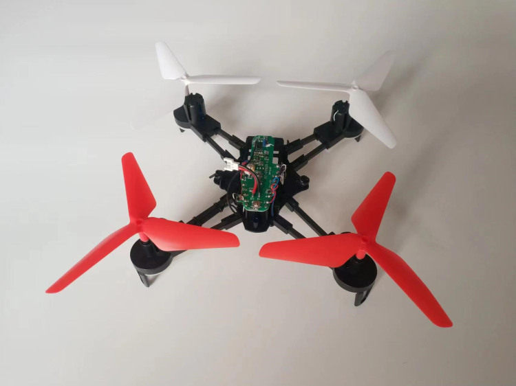 محرك بدون قلب 8520 720، إطار ط - مراجعة Quadcopter Frame وسعره